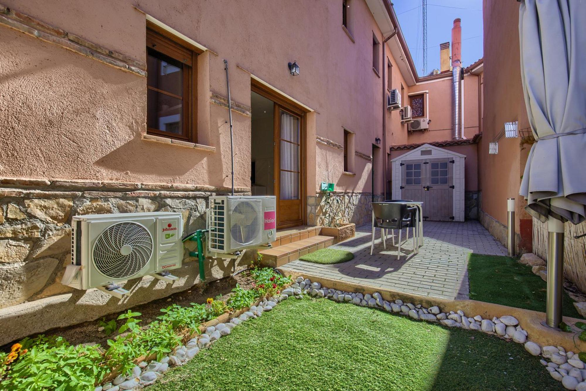 Casona 44 - Apartamento Para 2 Con Wifi, Ac Y Patio Exterior Alcalá de Henares Eksteriør billede